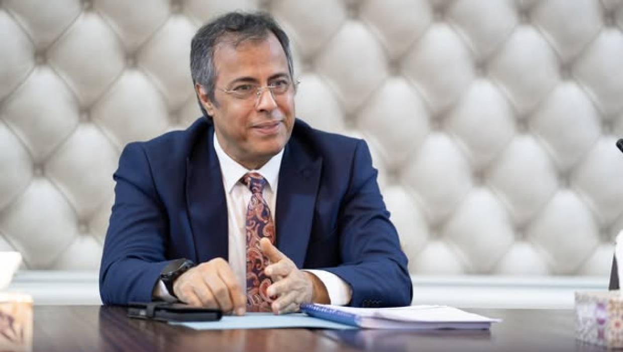 اعتماد خطة طارئة لإصلاح أنابيب النهر الصناعي بتقنية الشد اللاحق وتشكيل فرق للتدخل السريع